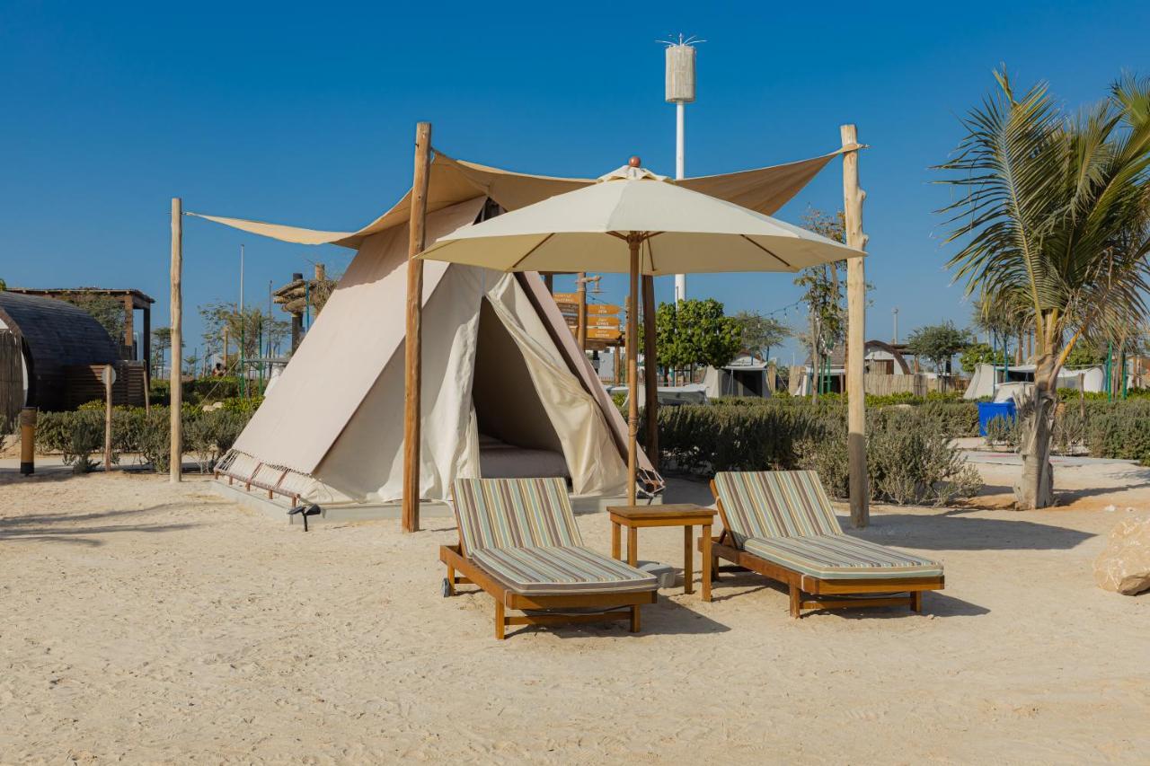 Bab Al Nojoum Hudayriyat Camp Hotel Abu Dhabi Exterior photo